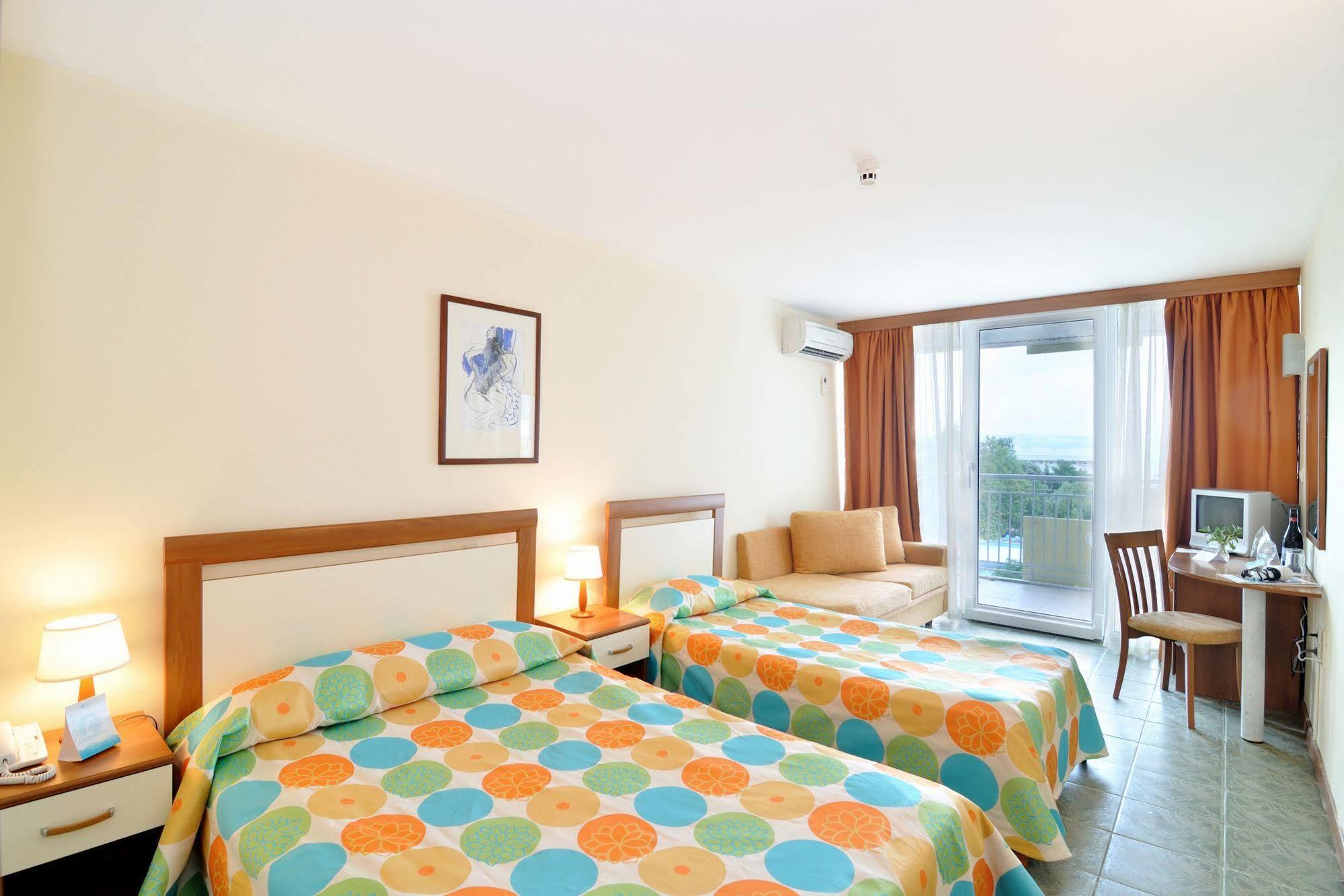 Laguna Mare Ξενοδοχείο 4*